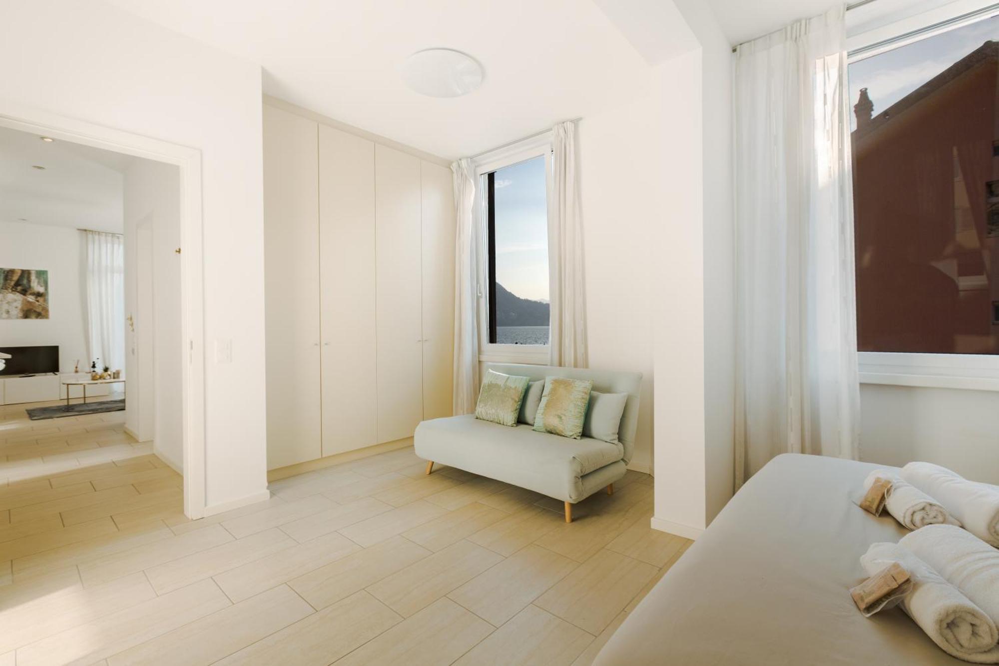 Front Lake Pearl 5 For 6Pax -By Easylife Swiss Lugano Exterior foto