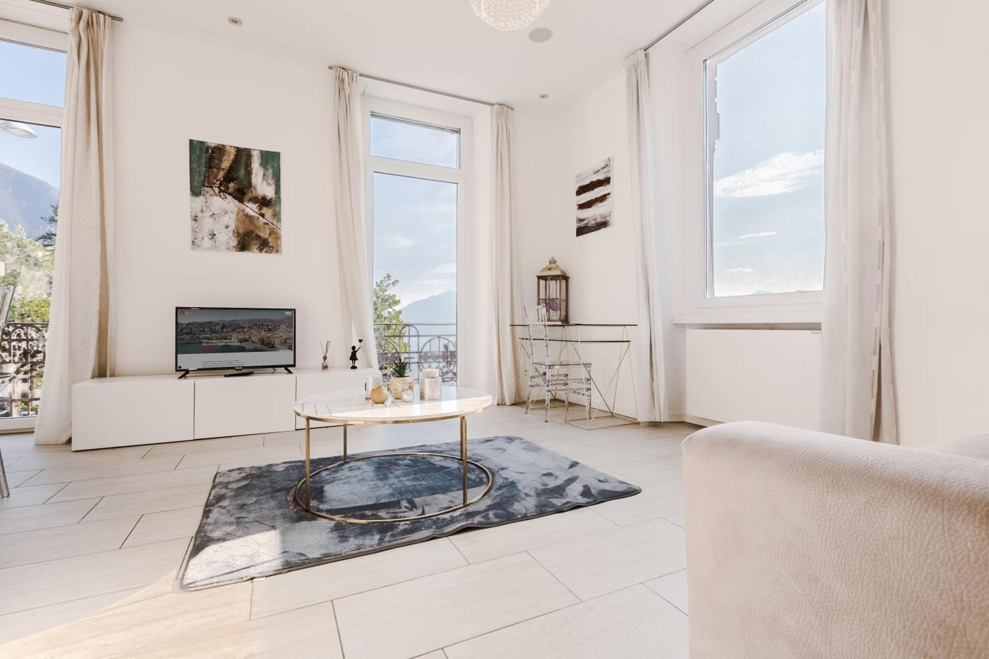 Front Lake Pearl 5 For 6Pax -By Easylife Swiss Lugano Exterior foto